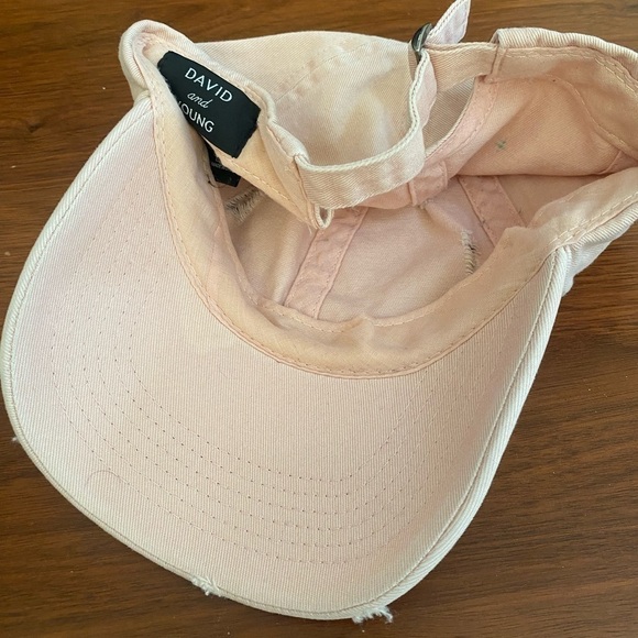 Ripped Style Light Pink Hat - Picture 4 of 4